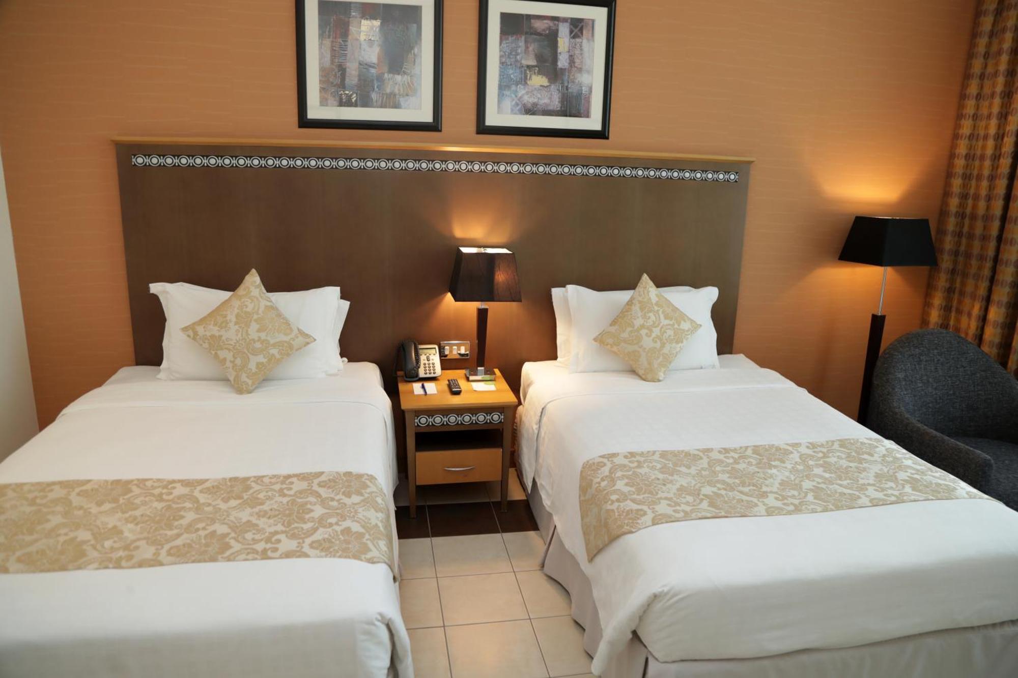 คอปทอร์น อัล จาห์รา โฮเต็ล แอนด์ รีสอร์ต Hotel Kuwait City ภายนอก รูปภาพ