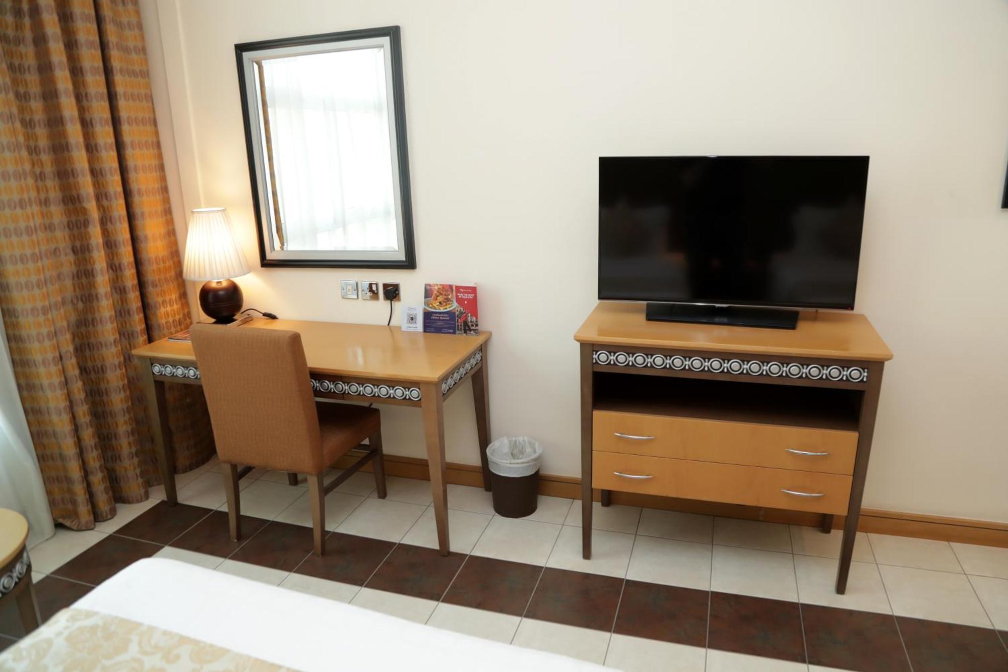คอปทอร์น อัล จาห์รา โฮเต็ล แอนด์ รีสอร์ต Hotel Kuwait City ภายนอก รูปภาพ