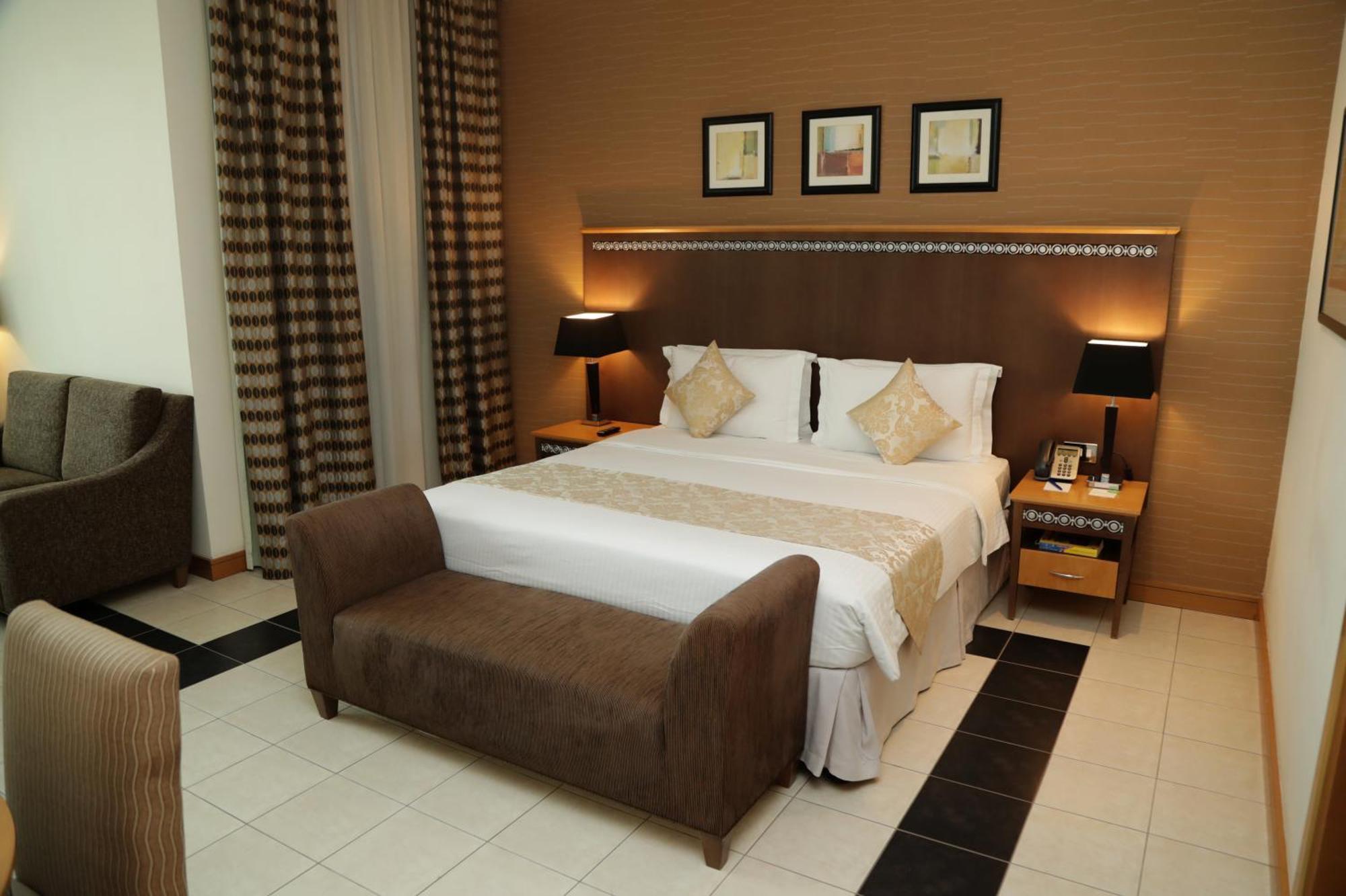 คอปทอร์น อัล จาห์รา โฮเต็ล แอนด์ รีสอร์ต Hotel Kuwait City ภายนอก รูปภาพ