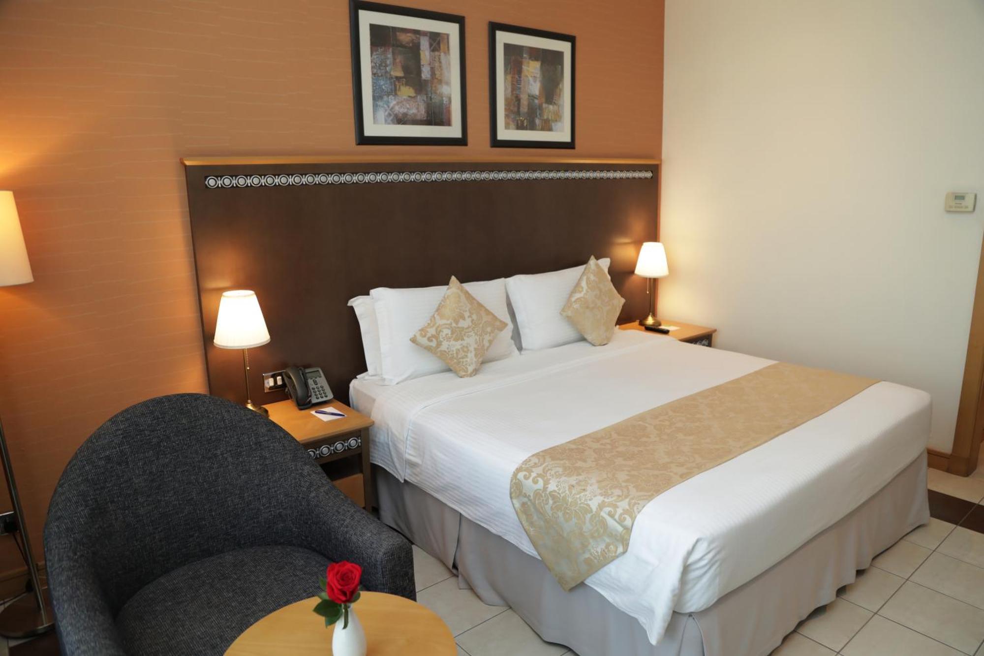 คอปทอร์น อัล จาห์รา โฮเต็ล แอนด์ รีสอร์ต Hotel Kuwait City ภายนอก รูปภาพ