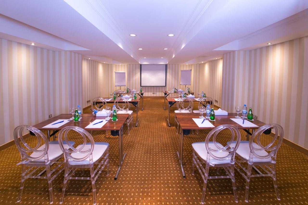 คอปทอร์น อัล จาห์รา โฮเต็ล แอนด์ รีสอร์ต Hotel Kuwait City ภายนอก รูปภาพ